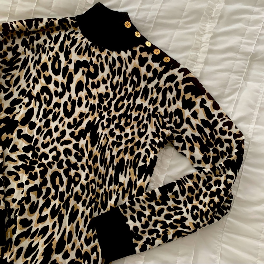 Turtleneck Sweater Cheetah print Medium